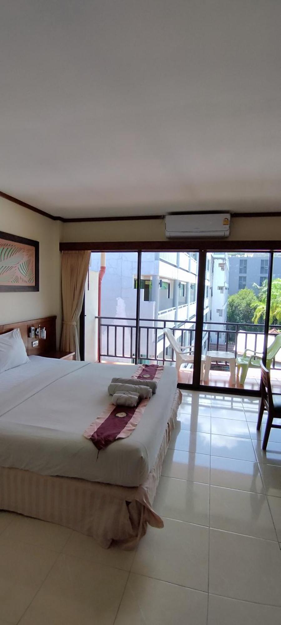 Outdoor Inn Kata Hotel エクステリア 写真