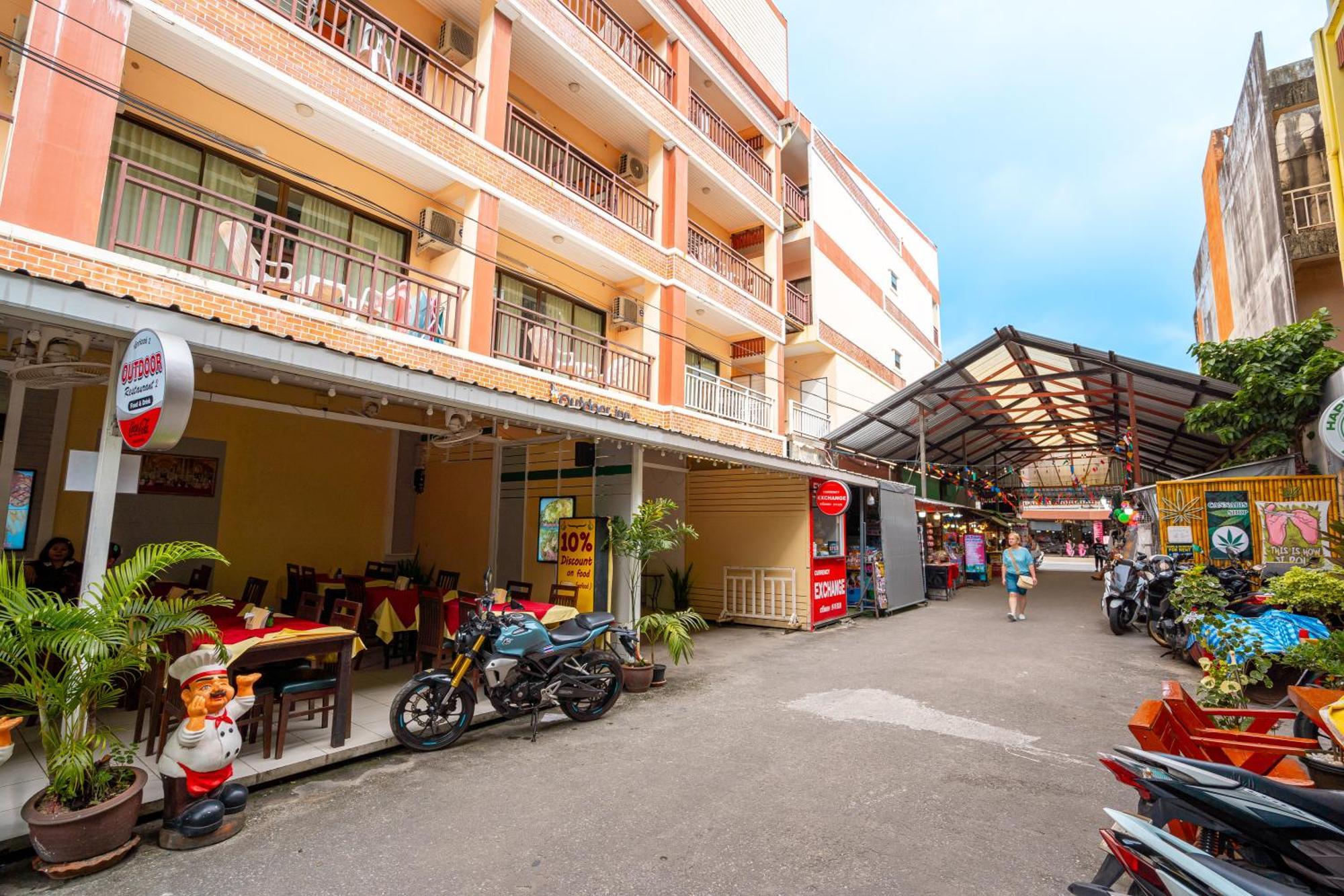 Outdoor Inn Kata Hotel エクステリア 写真