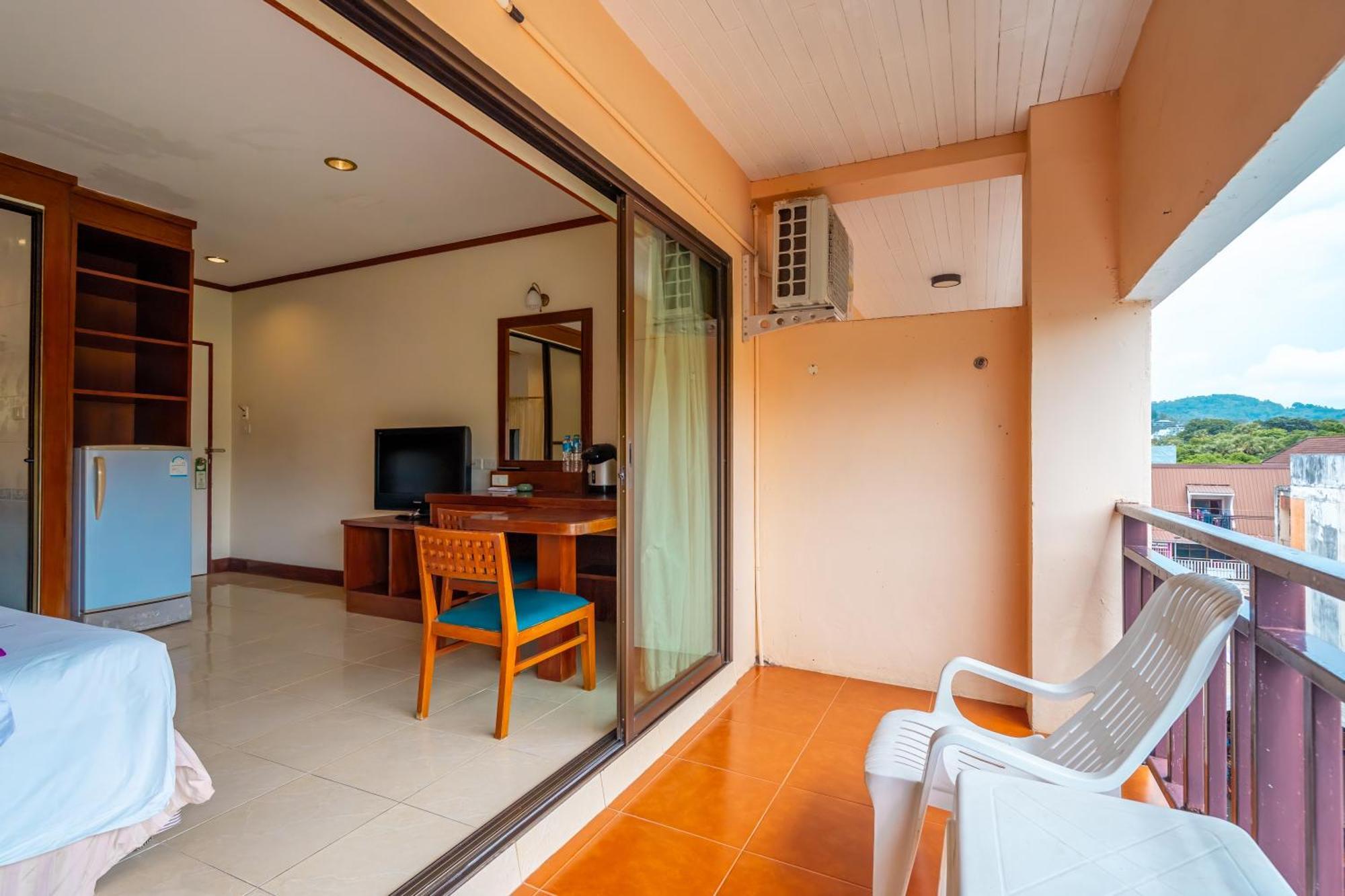 Outdoor Inn Kata Hotel エクステリア 写真