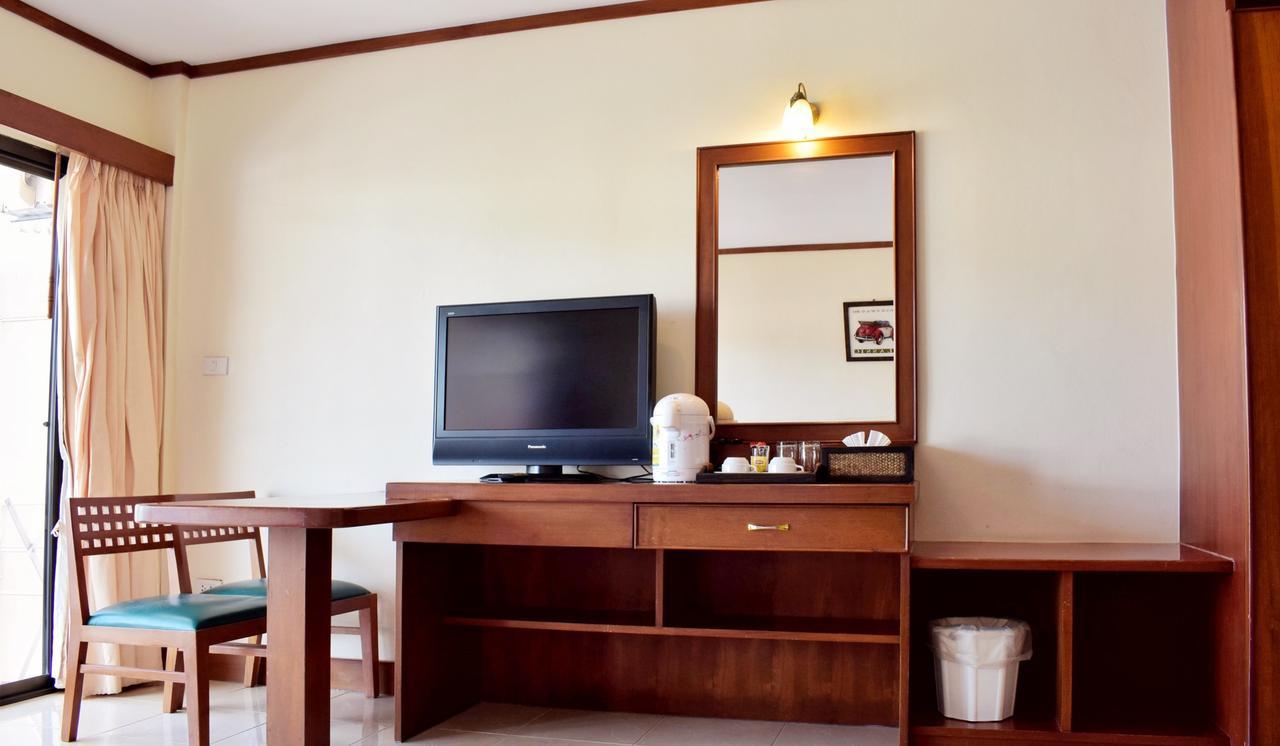 Outdoor Inn Kata Hotel エクステリア 写真