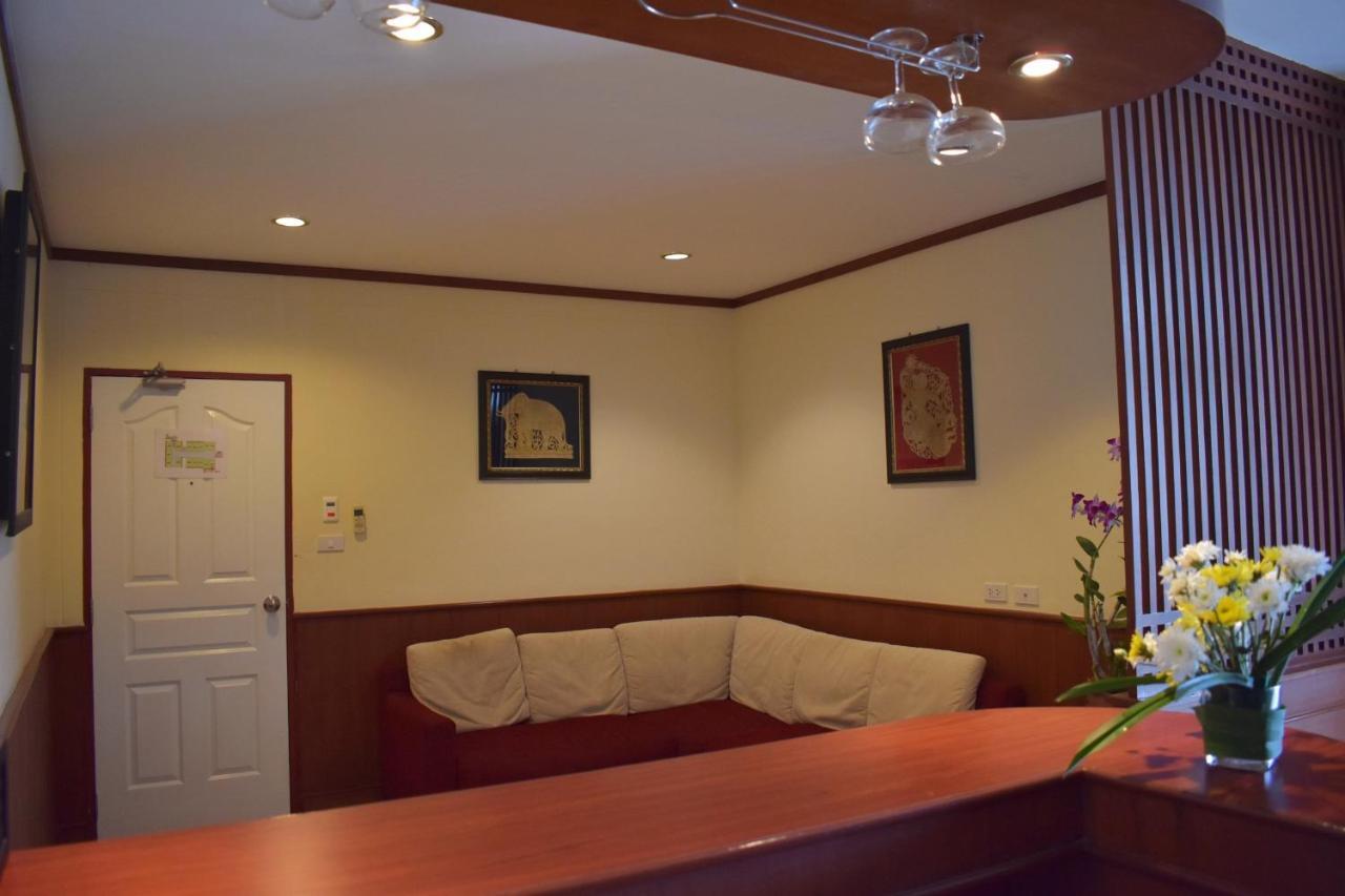 Outdoor Inn Kata Hotel エクステリア 写真
